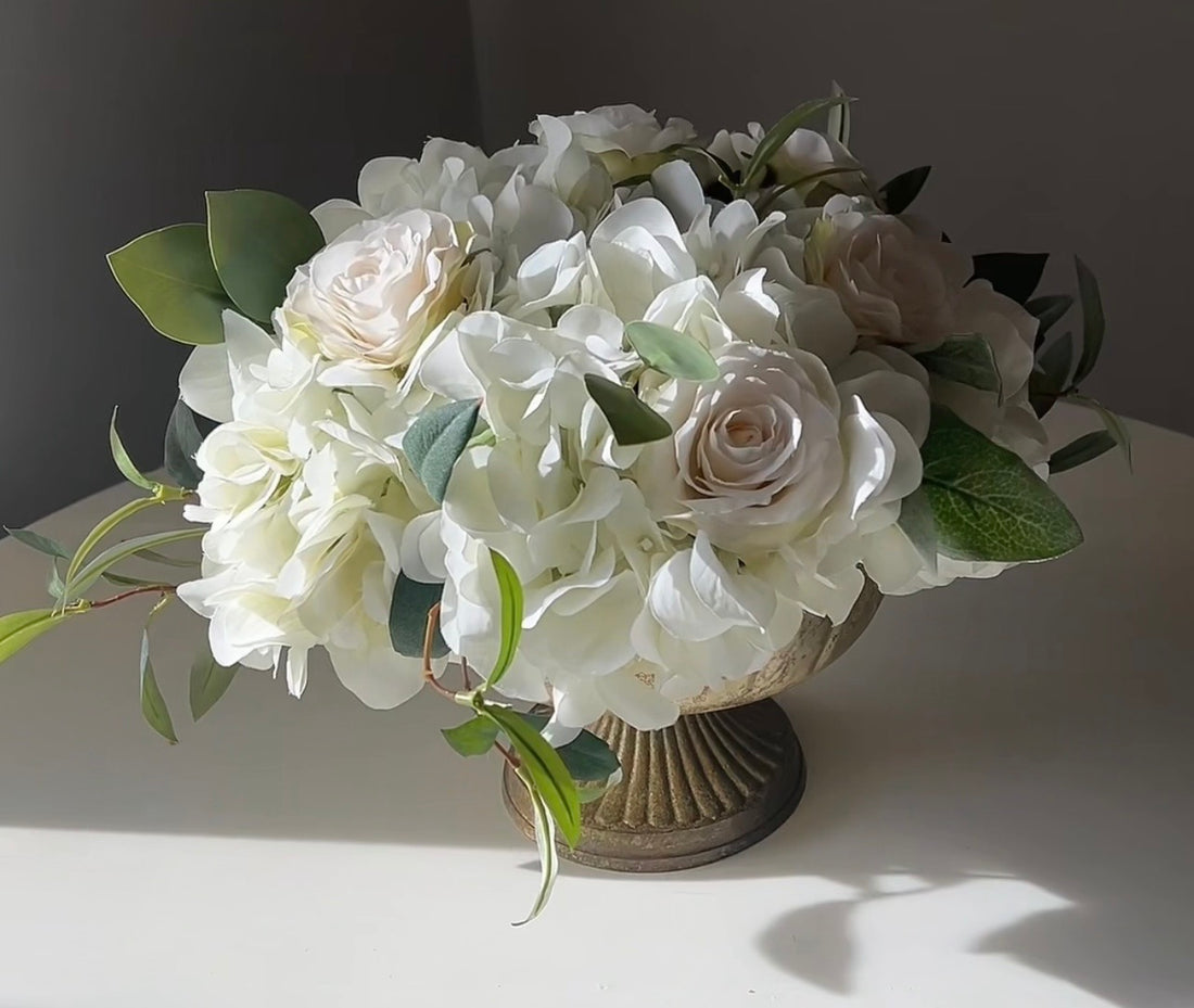 Venetian White Luxe Centerpiece (SAMPLE)