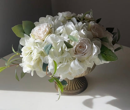 Venetian White Luxe Centerpiece (SAMPLE)